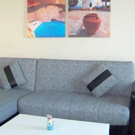 Apartment Sakis *